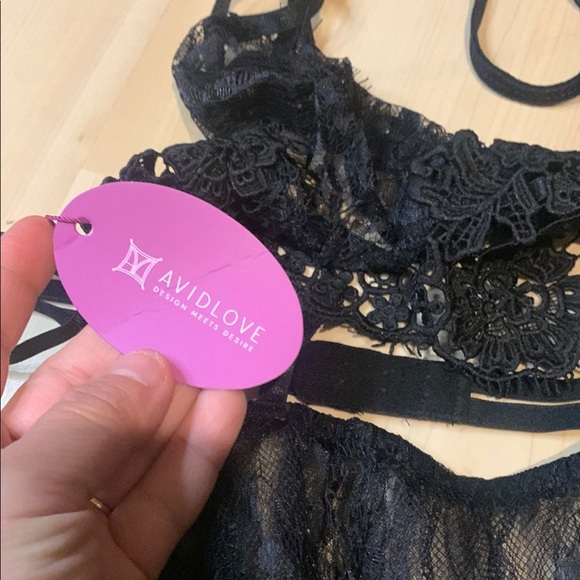 NWT Elegant Black Lace Lingerie Set - Picture 3 of 4